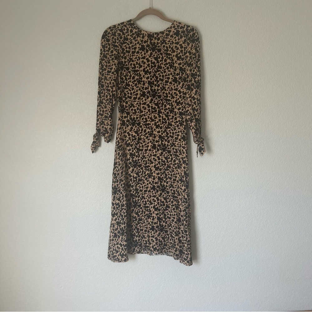 Reformation Port Dress in Leopard - Picture 2 of 5